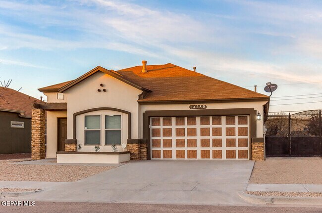 Building Photo - 14289 Desert Sky Dr
