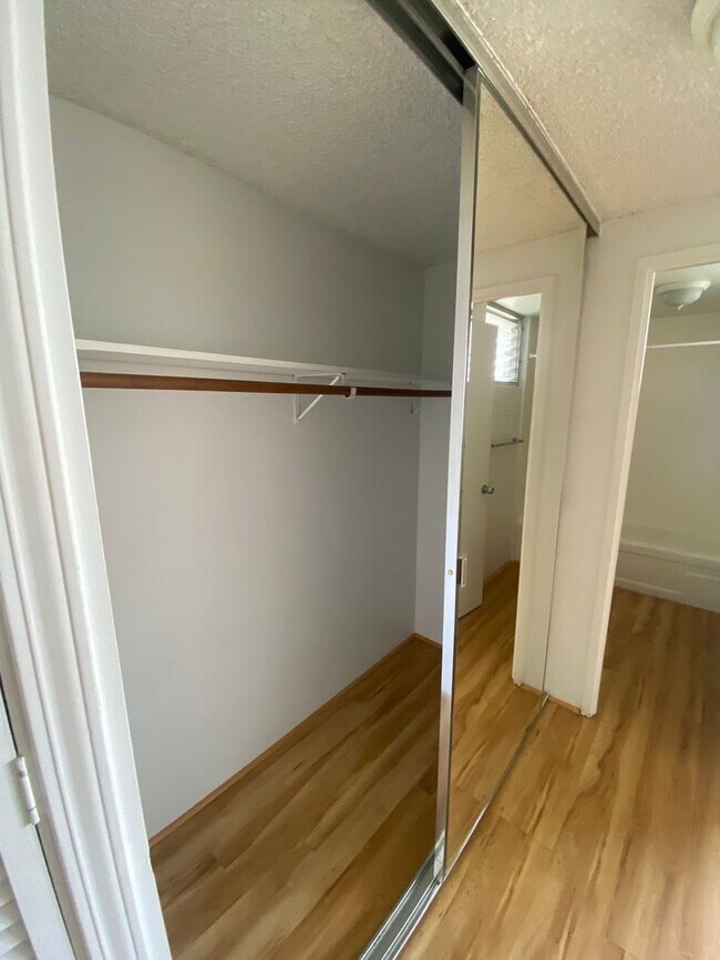 Building Photo - 824 Kinau St