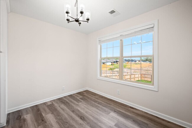 Building Photo - Beautiful Single-Family Home With A Community Park