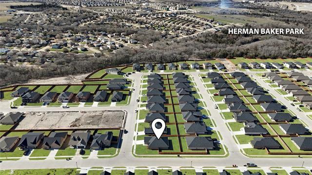 Building Photo - 2801 Tulip Dr