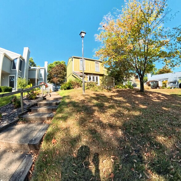 Building Photo - 64 Schooner Ln