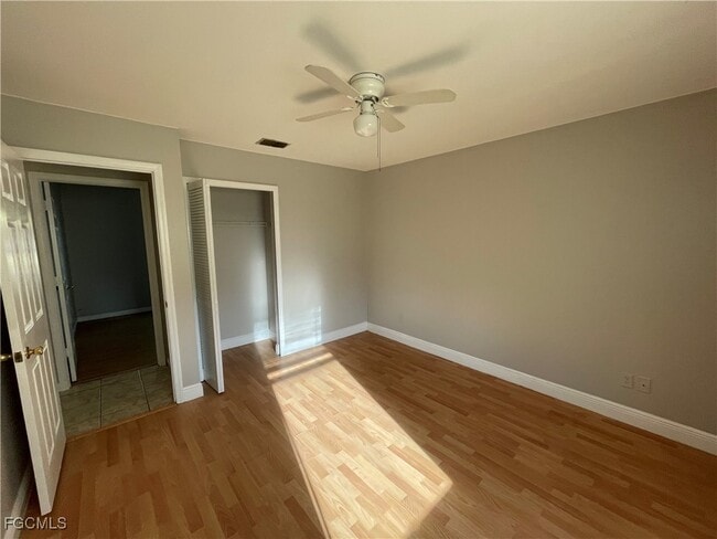 Building Photo - 1409 SW 11th Pl