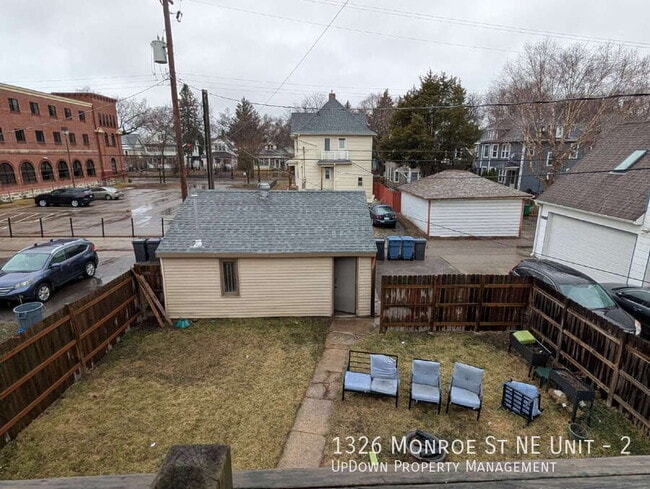 Building Photo - 1326 Monroe St NE
