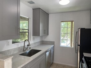 Building Photo - 10894 Aderman Ave