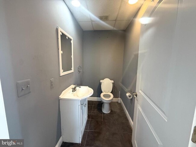 Building Photo - 132 W Washington St