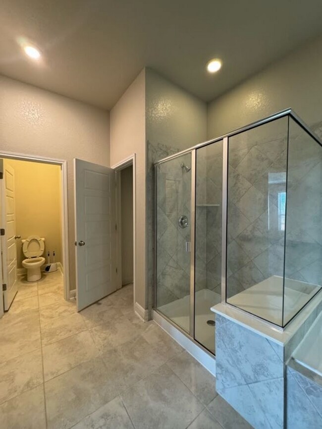 Building Photo - 6707 Gailan Ranch