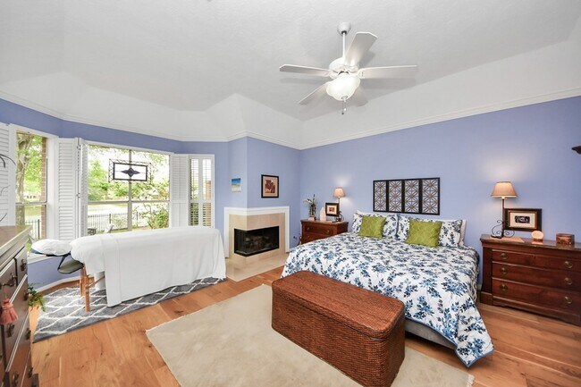 Building Photo - 19 Wild Meadow Ct