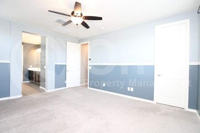 Building Photo - 2100 E Wisteria Dr