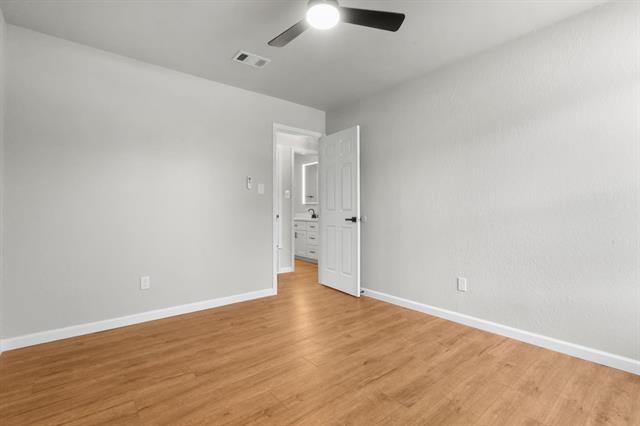Building Photo - 414 Hallmark Dr
