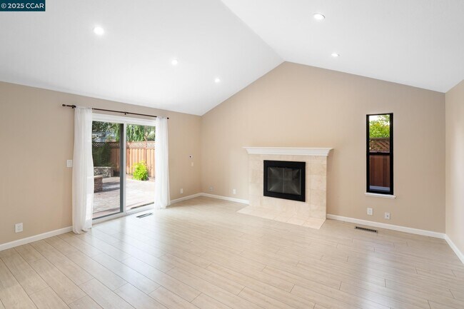 Building Photo - 3158 Randick Ct