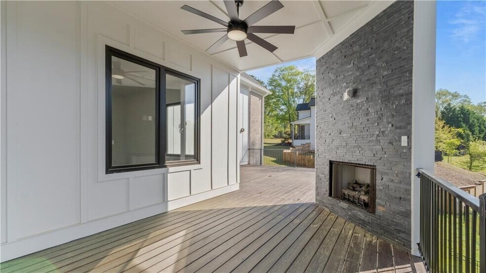 Building Photo - 208 Indian Hills Trail