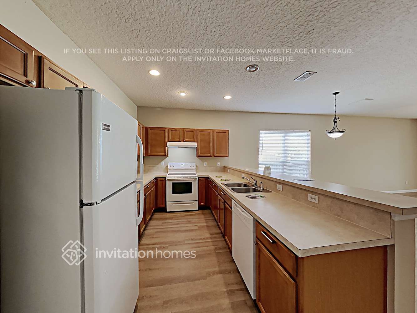 Building Photo - 3064 Litchfield Dr