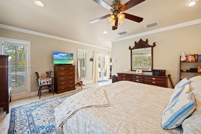 Building Photo - 10740 SW 74th Ct