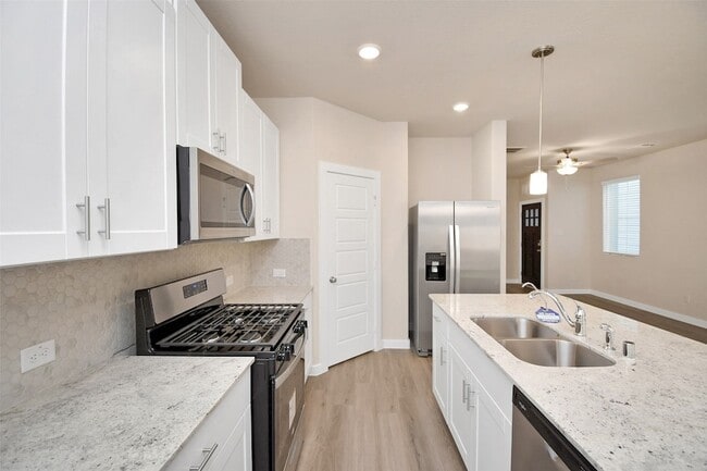 Building Photo - 8414 Rising Stream Dr