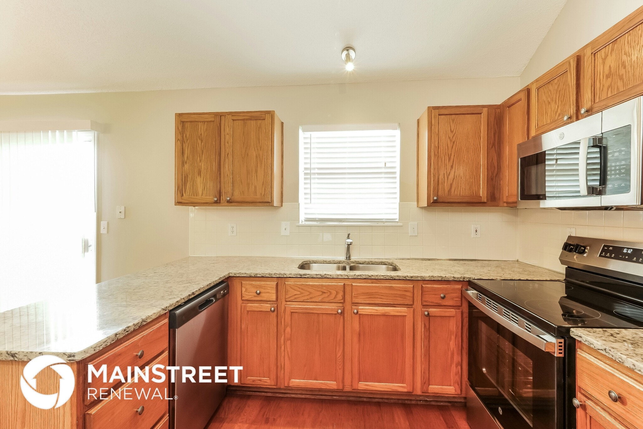 Building Photo - 17320 S Ingrid St