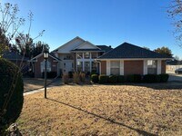 Building Photo - 7100 Millennium-