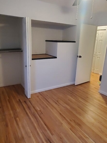 Building Photo - 541 Watkins St