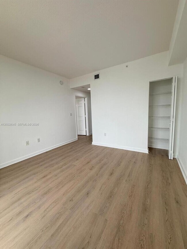 Building Photo - 357 Almeria Ave