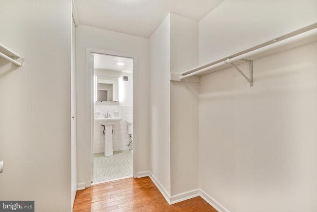 Building Photo - 226 W Rittenhouse Square