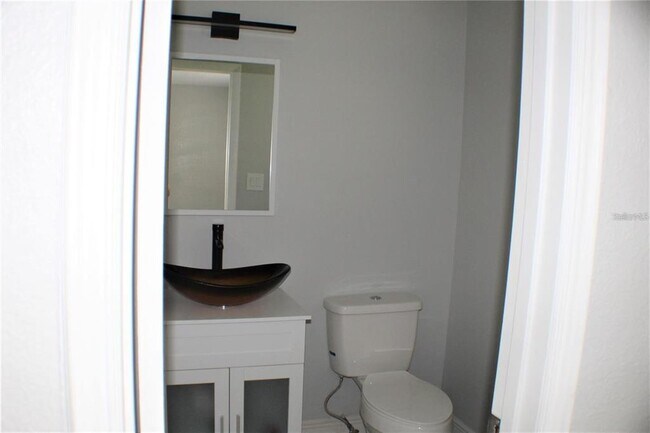 Building Photo - 17366 Metcalf Ave