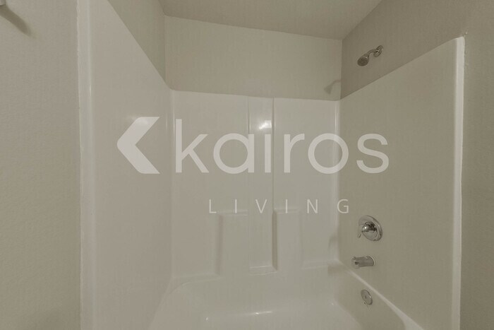 Building Photo - 9143 Aegean Cir