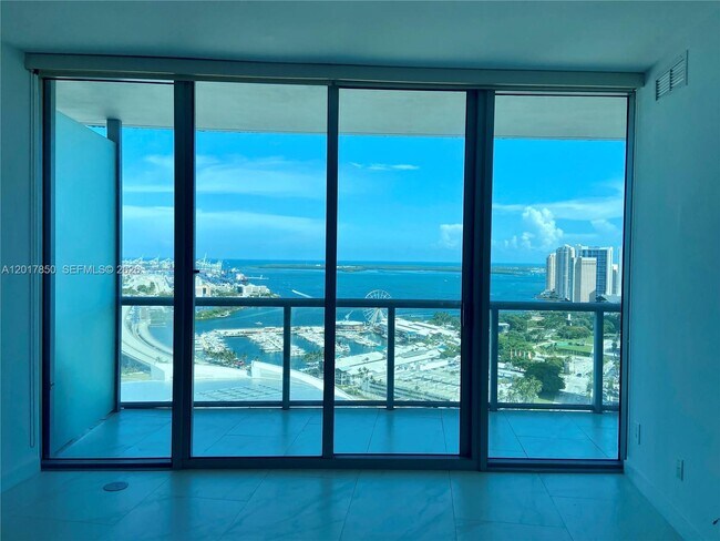 Building Photo - 888 Biscayne Blvd