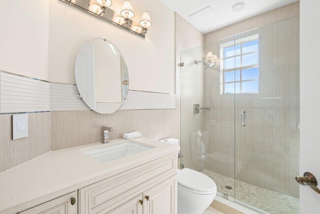 Building Photo - 3000 Jimmy Buffett Mem Hwy