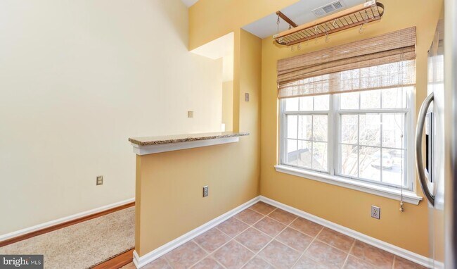 Building Photo - 2810 Yarling Ct