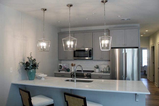 Building Photo - The Village Courtyard Apartments