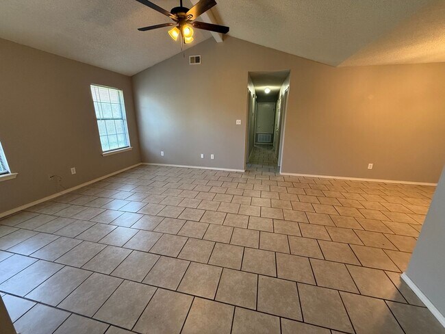 Building Photo - 1826 Ingalls Ln