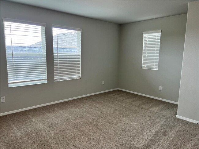 Building Photo - 229 Tall Grass Dr