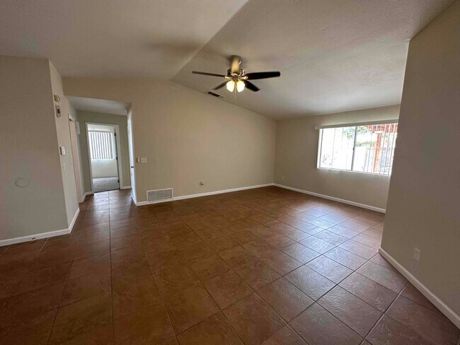 Building Photo - 2540 W Falbrook Way