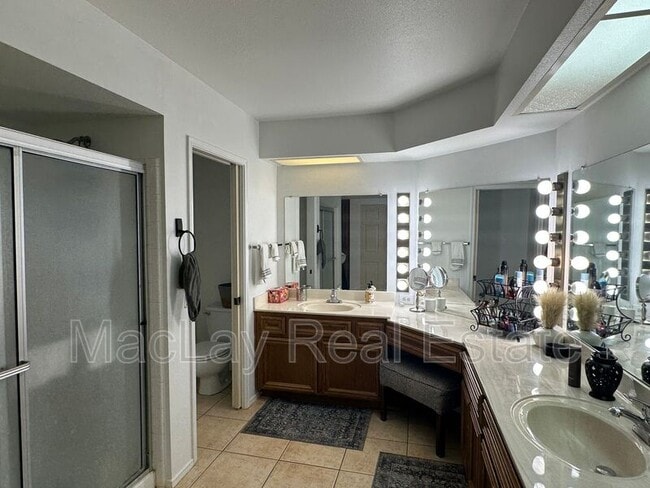 Building Photo - 26001 S Beech Creek Dr