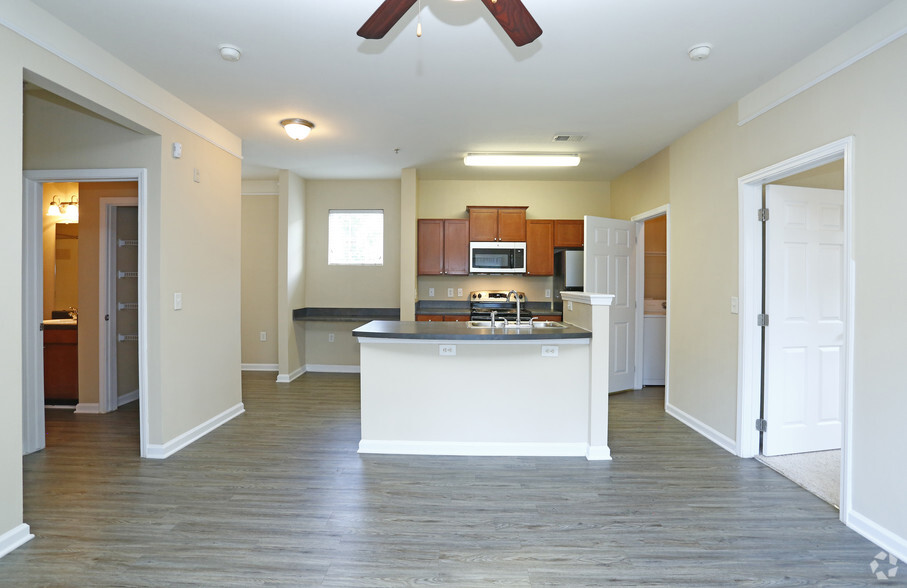 Rose Heights Apartments - Raleigh, NC | Apartment Finder