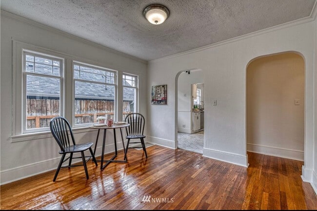 dining room 2 - 1229 7th St