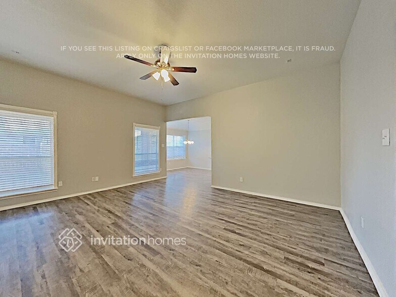 Building Photo - 512 Bretts Way