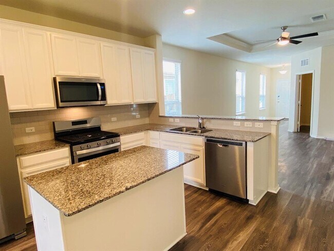 Building Photo - 238 Cascata Way