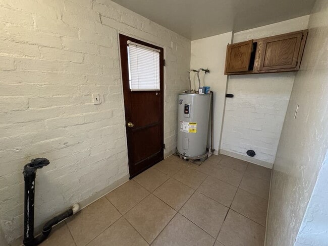 Building Photo - 2 Bedroom in central Tucson