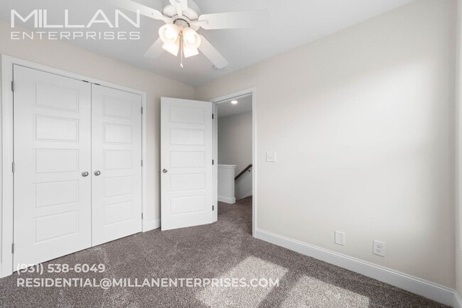 Building Photo - Spacious & Updated 3/2.5 Home Near Fort Ca...