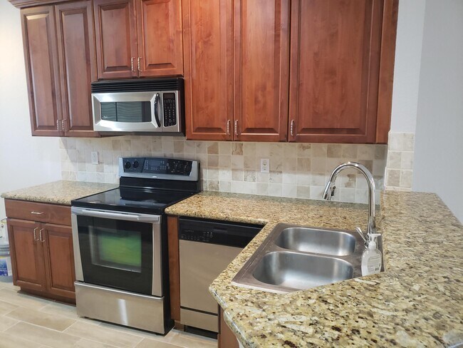 Building Photo - 222 Bayfront Dr
