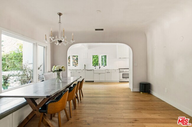 Building Photo - 0 N Edinburgh Ave