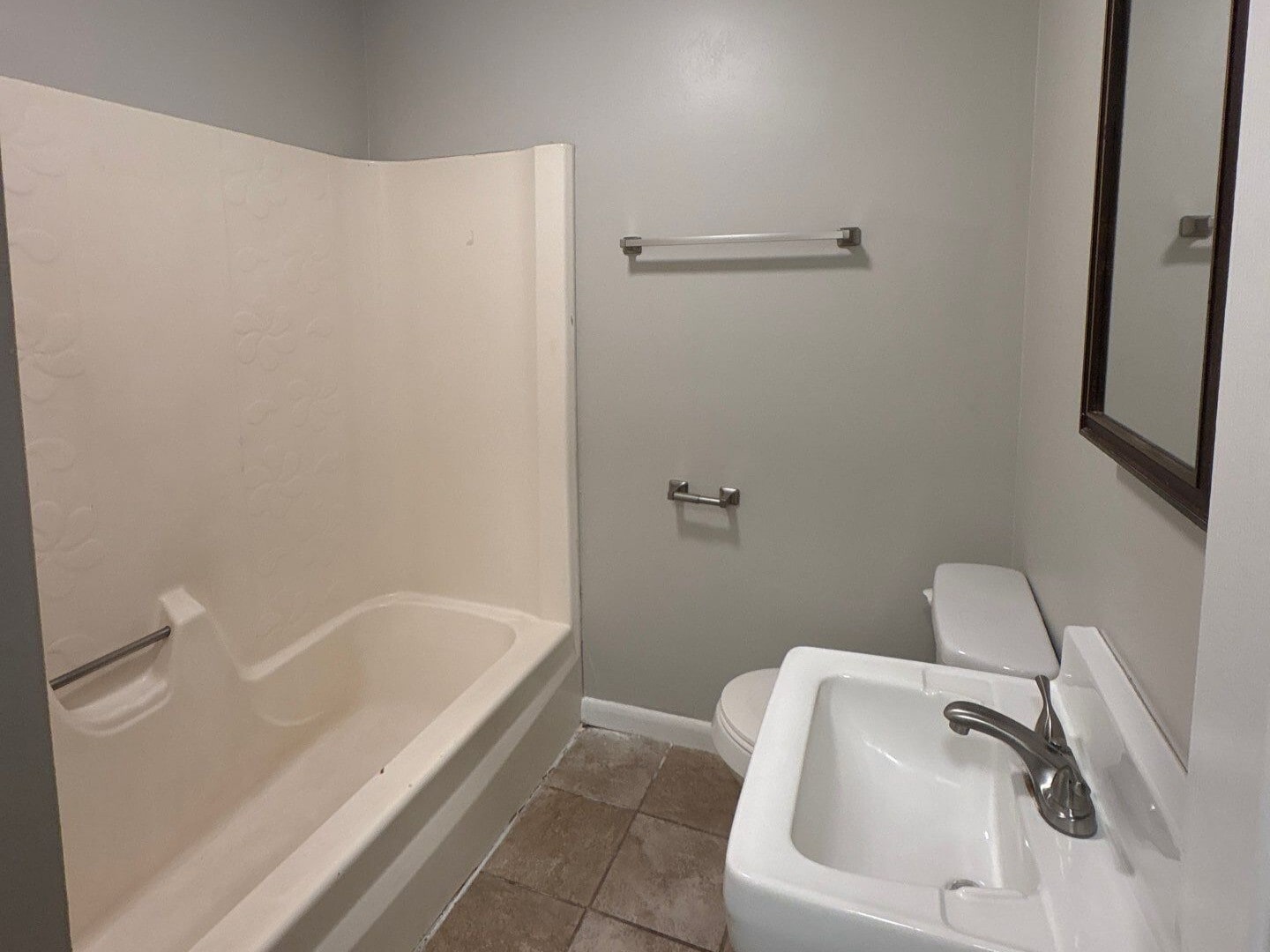 Building Photo - 62 Chester Levee Rd