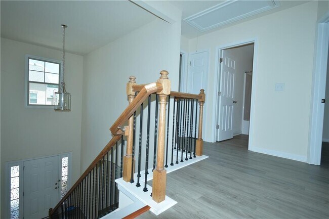 Building Photo - 3094 Tofte Dr