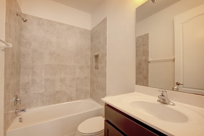 Building Photo - 4568 Willow Basin Wy