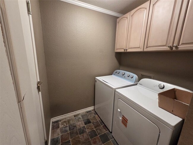 Building Photo - 225 Spring Branch Loop