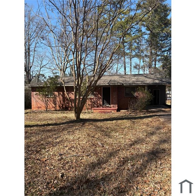 Building Photo - 618 Rebecca Rd