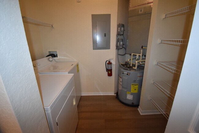 Building Photo - 850 Grand Regency Pointe