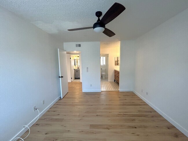 Building Photo - 8325 Spring Desert Pl