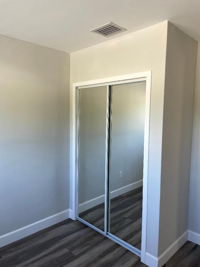 bed3 - 3760 NW 13th Pl