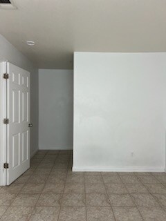 Building Photo - 2601 Columbus St